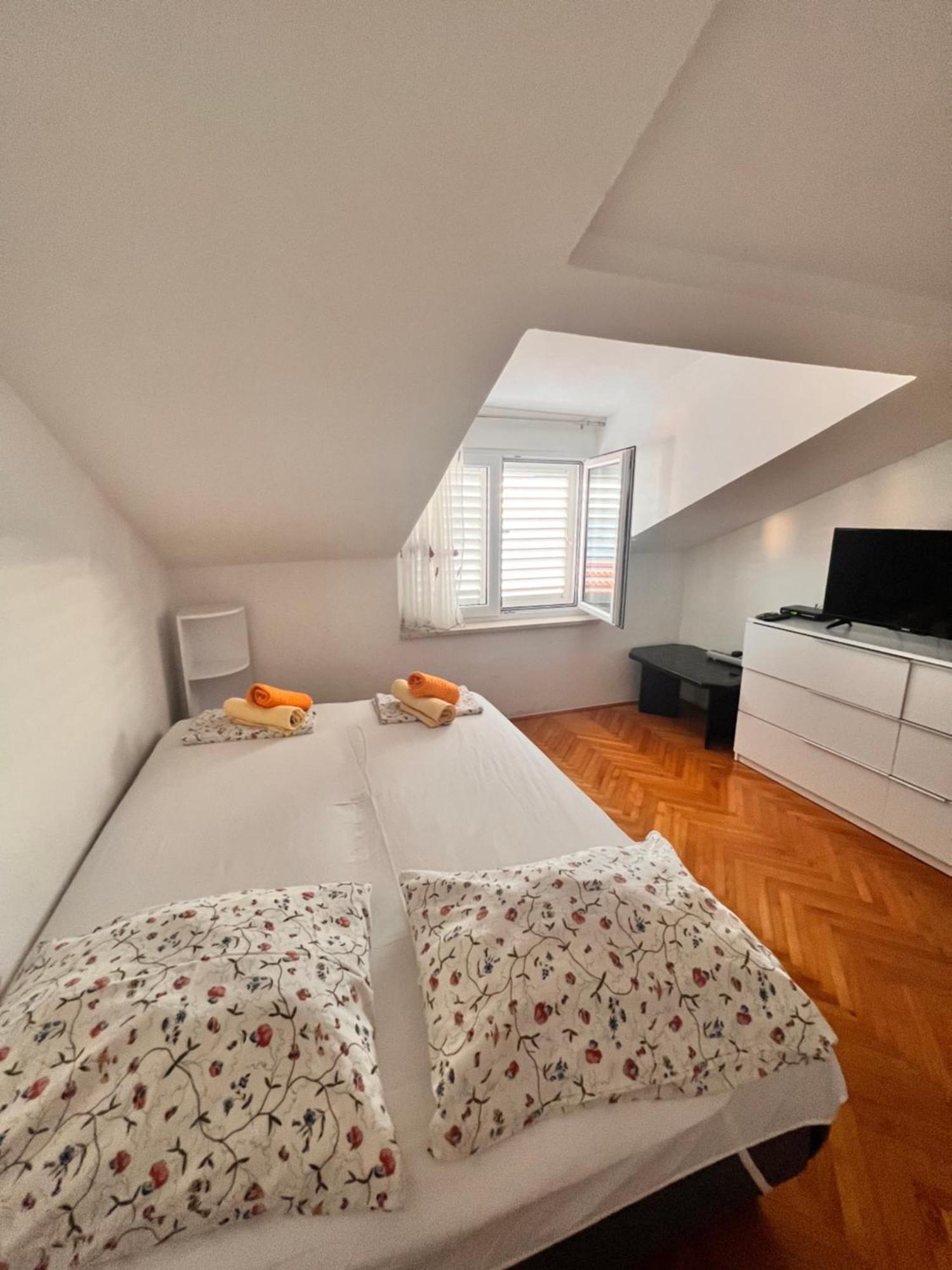 Apartments Paulina Trogir Exterior foto